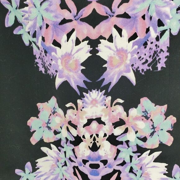 Skirt, black with beautiful print of lavender flowers size 12.. - Picture 2 of 5